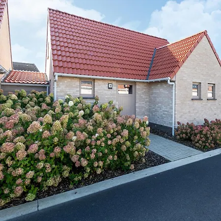 Casa vacanze Cozy Polder House On The Westhinder Domain Koksijde